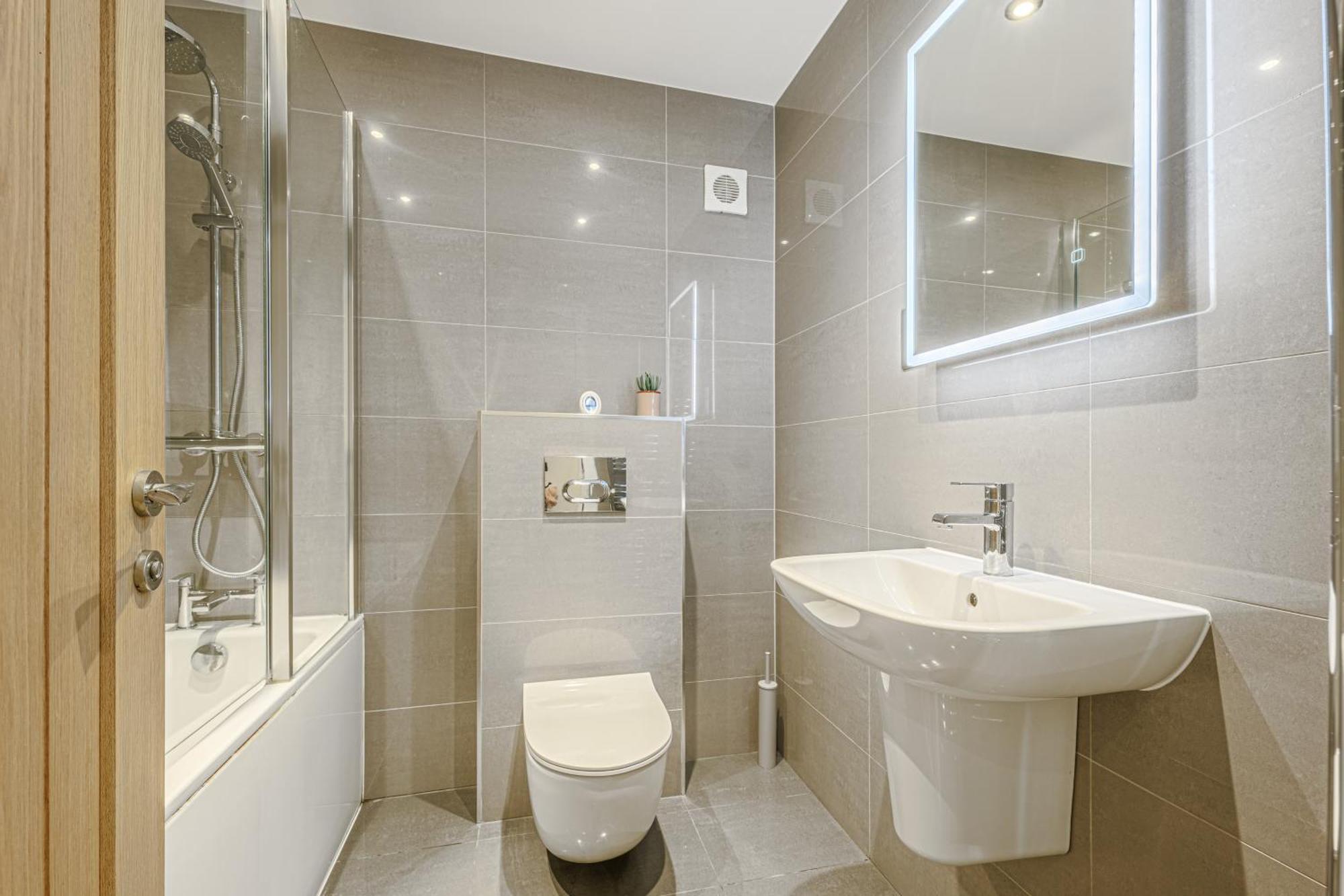 West Residence Bromley Dış mekan fotoğraf